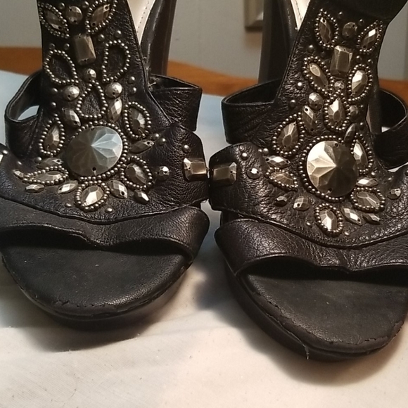 🖤BLACK🖤Fergie "Escape" Platform Sandal - Picture 8 of 14